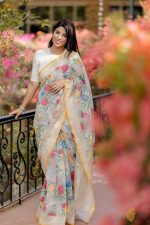 Cotton Check Saree